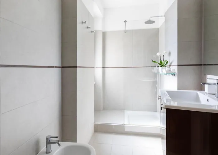 Romac San Saba 5-bedroom And Terrace Near Ostiense דירה רומא